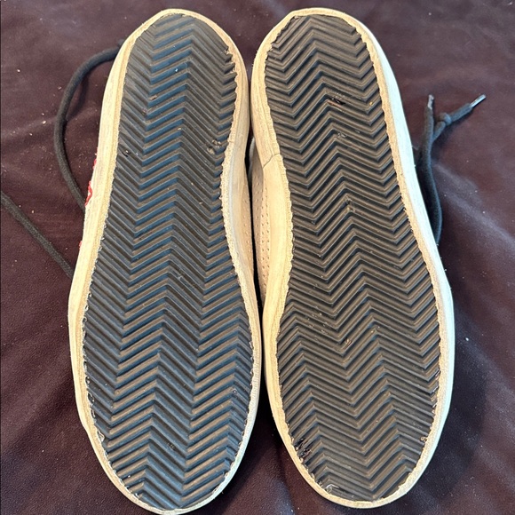 Golden Goose Stitched Red Heart / Star Superstar Size 35 - Picture 8 of 14